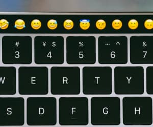 Should you be using emojis in your email subject line? Emoji in the email subject line pros and cons