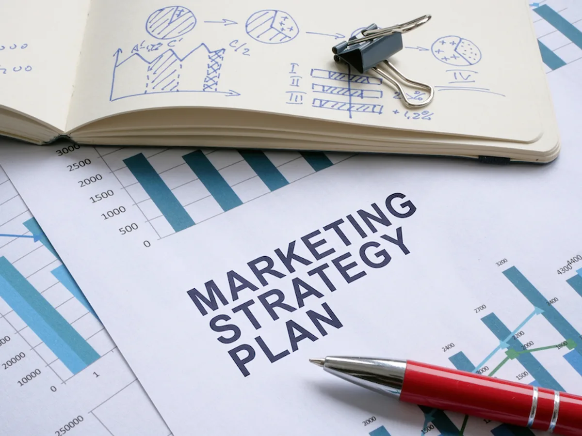 Planning sheet for integrating newsletter campaigns into broader marketing strategy.